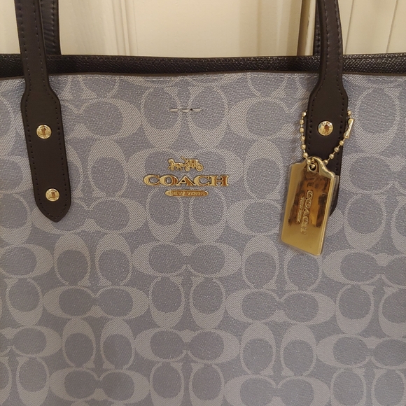 Coach Town Tote Signature Canvas Denim Midnight - Picture 5 of 7